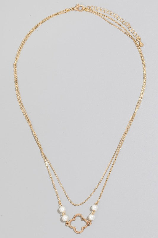 Pearl and Clover Necklace