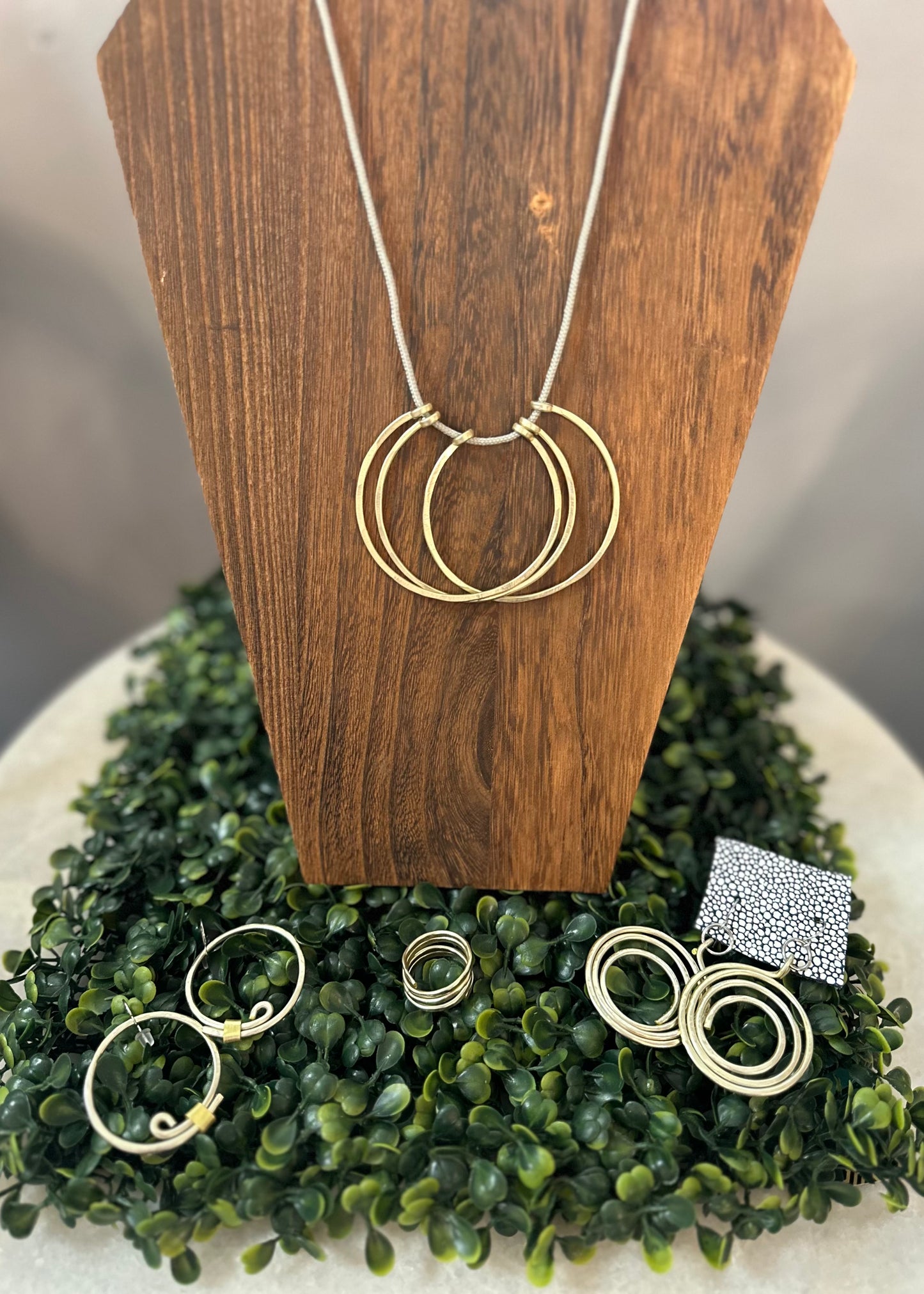 Champagne Loop Necklace
