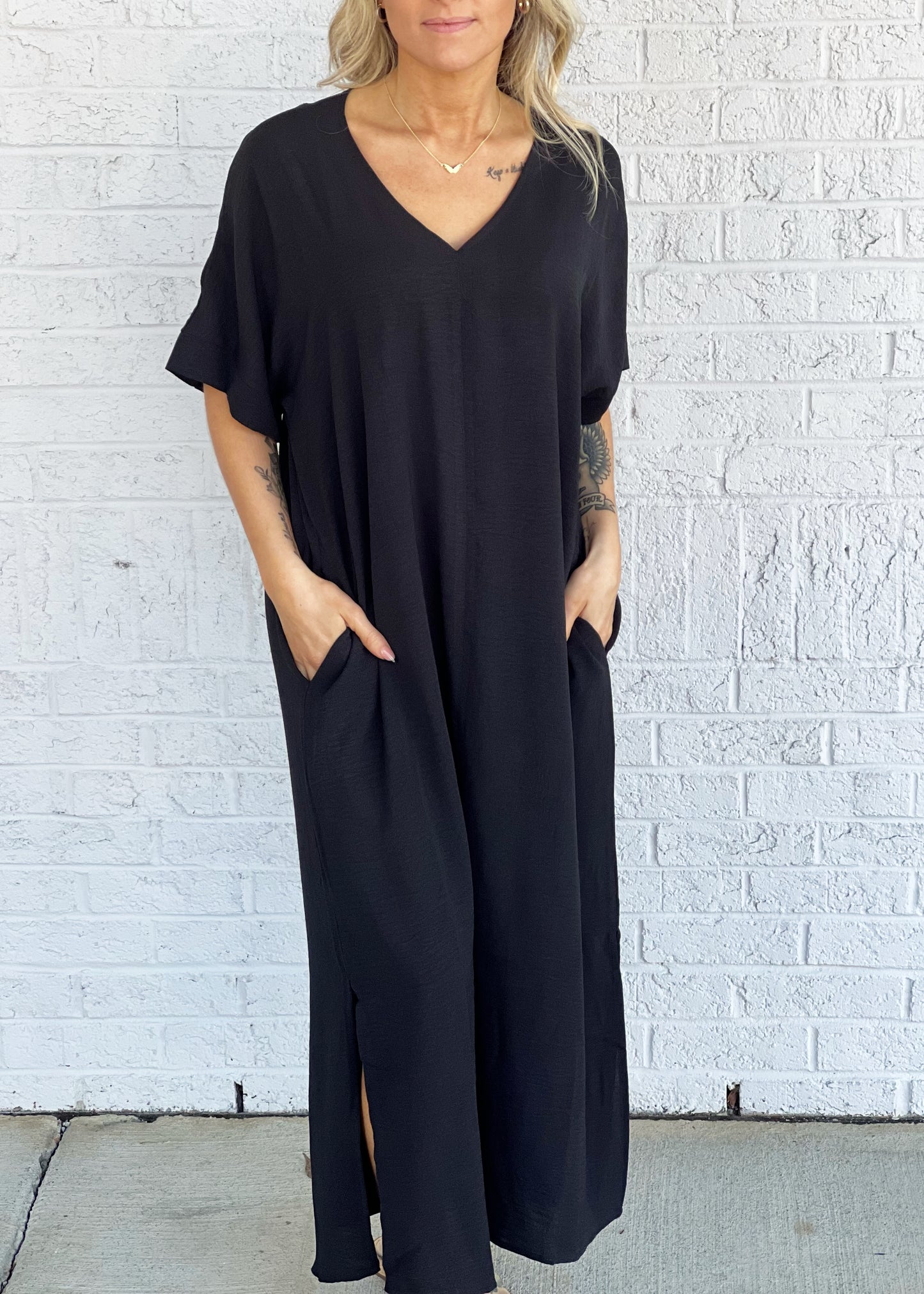 Solid Pockets Midi Dress