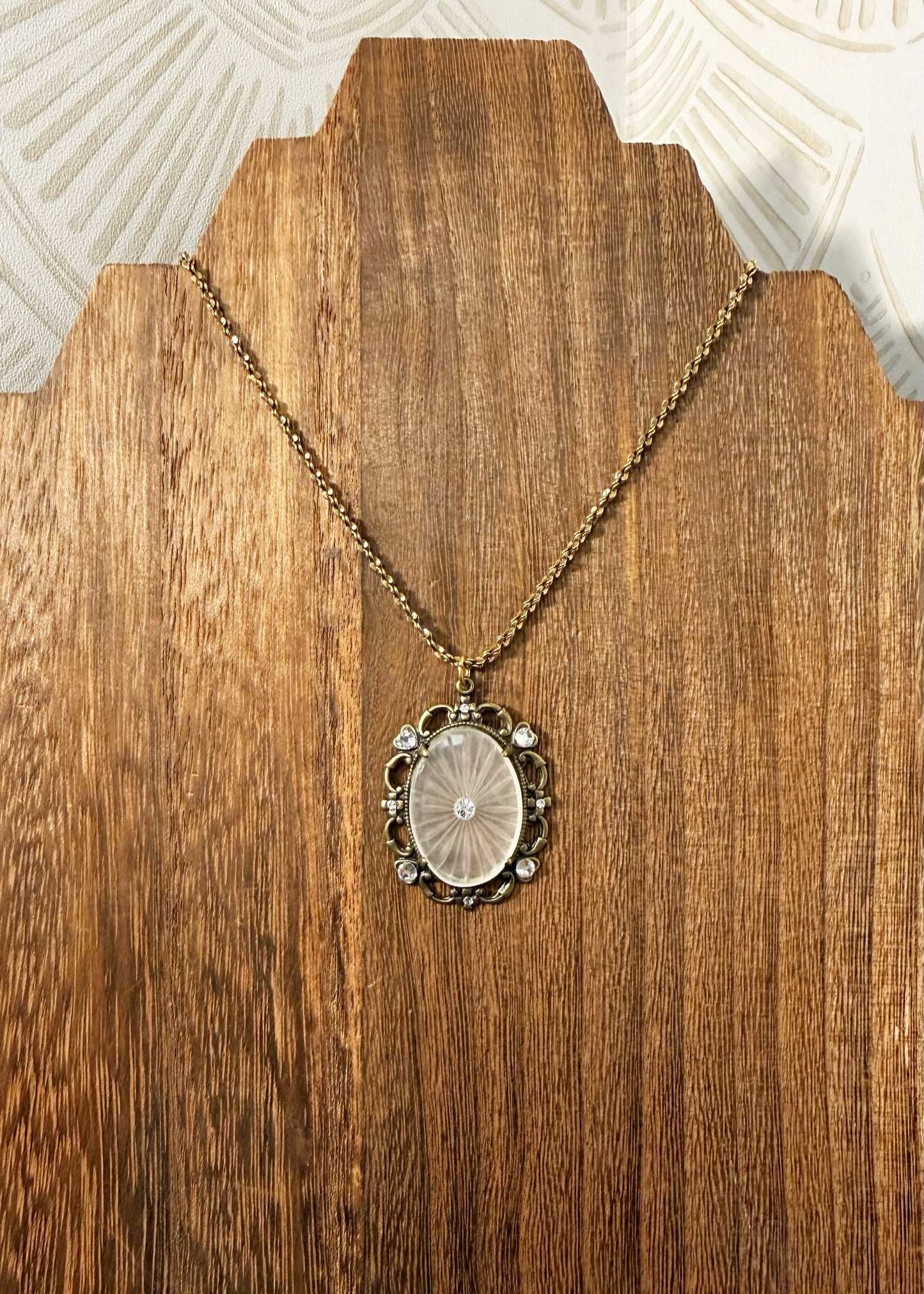 Anne's Vault Forever Vintage Glass Oval Crystal Necklace