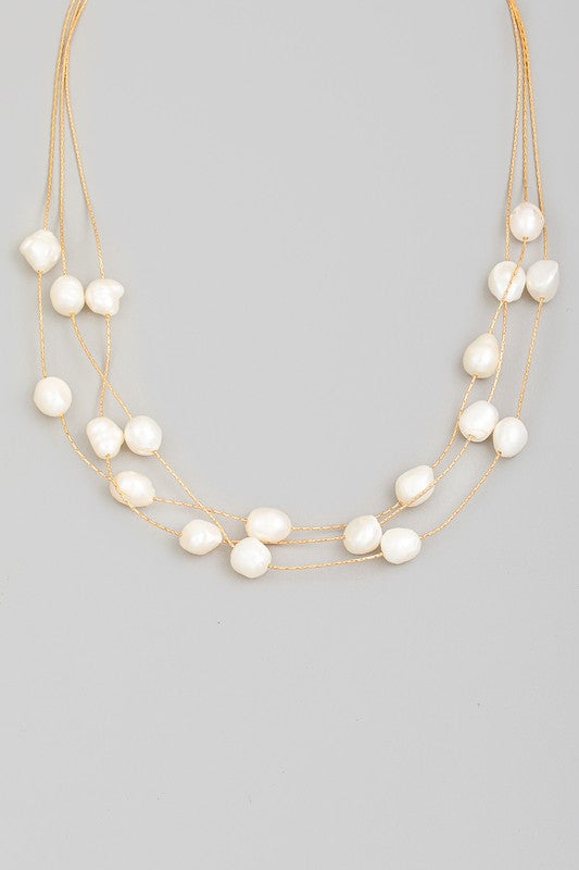 Short Pearl Layered Necklace