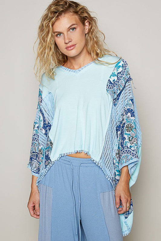 V-neck Contrast Print Top