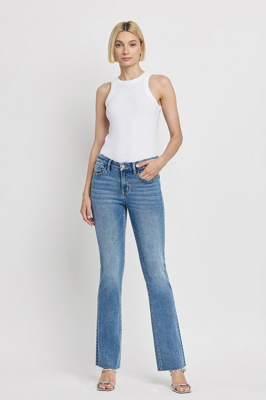 MID RISE SEAMLESS WAISTBAND BOOTCUT JEANS