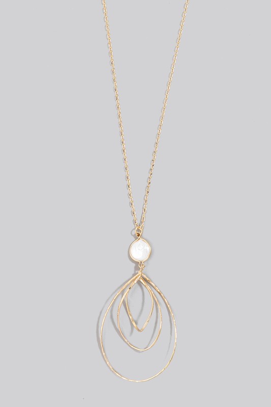 Pearl Pendant Necklace