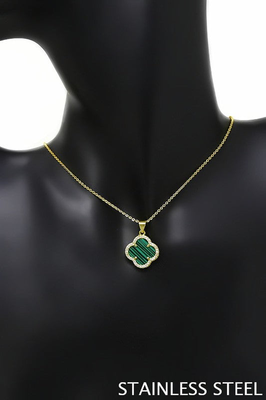 Green Clover Pendant Necklace