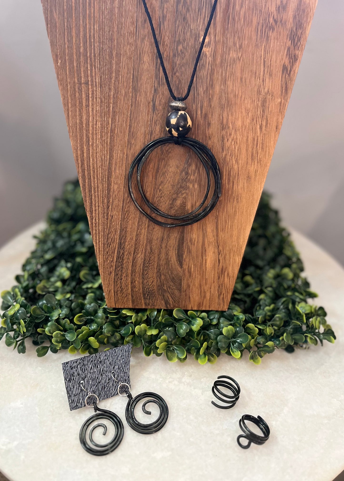 Midnight Strand Necklace