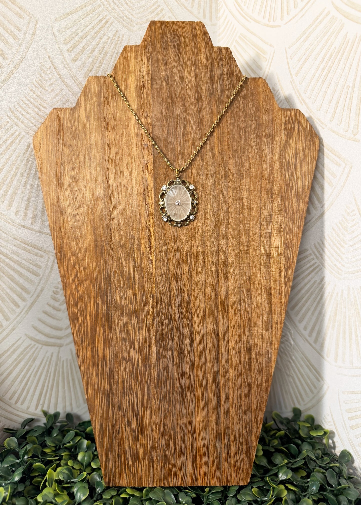 Anne's Vault Forever Vintage Glass Oval Crystal Necklace