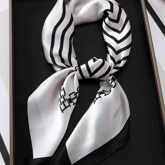 Black and White Fashion Scarf